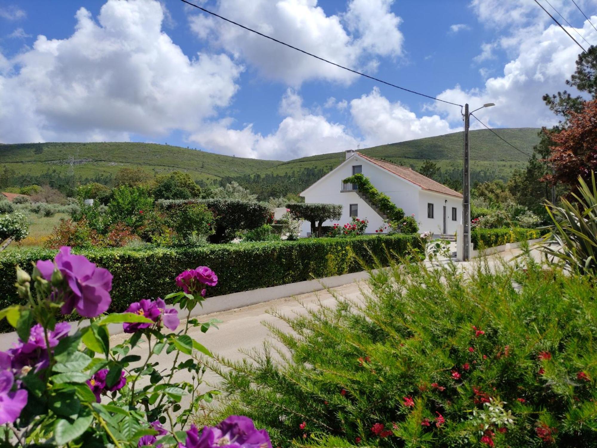 فيلا Casa Dos Vales 11 Porto de Mós المظهر الخارجي الصورة